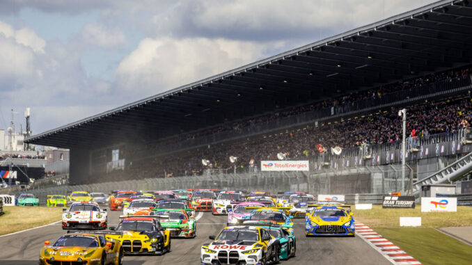 24h_2022_Start-Rennen_Foto1-2048x1365
