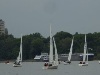 Rheinwoche 1 326x245 - HUNDERT JAHRE RHEINWOCHE