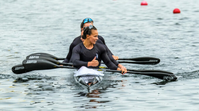 VI 1 Paddlerinnen