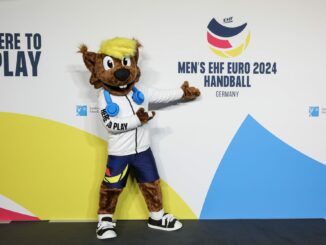 EHF EURO 2024 Vorrundenauslosung 10052023 153208 KB 0520 1  326x245 - STAY TO CELEBRAITE-Party in DÜSSELDORF